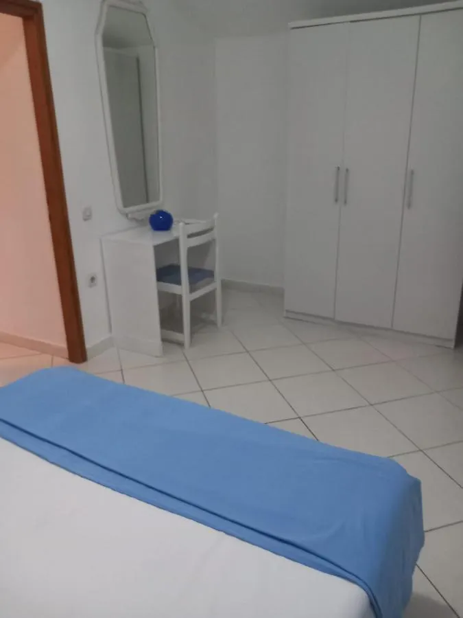 Karin Apartmani Hani Gornji Karin Apartment