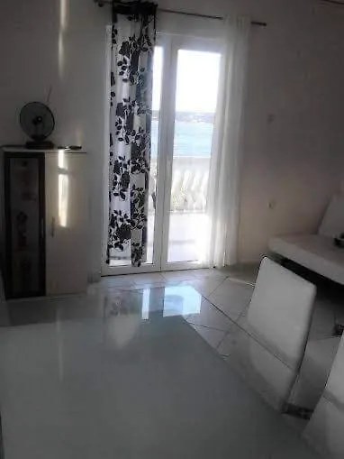 Karin Apartmani Hani Gornji Karin Kroatien